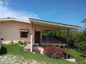 ALQUILO CASA LAS GUIAS OCCIDENTE FRENTE A LA ENTRADA DE SEA CLEFF