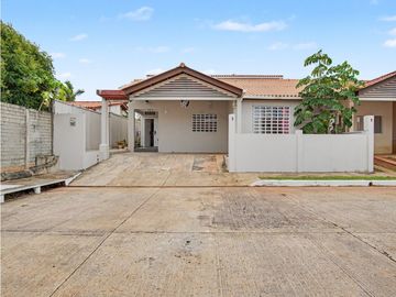 Se vende Casa, La Chorrera, Ph Arboleda, Proyecto Los Robles