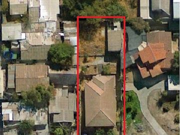SE VENDE CASA CON 5 DORMITORIOS Y 560 METROS EN MAIPÚ