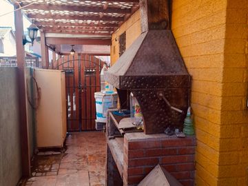 Venta Amplia y hermosa casa, Quilicura