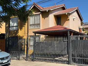 Venta Amplia y hermosa casa, Quilicura