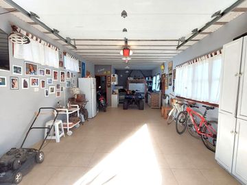Casa - Venta - Villa Gesell - Garage - Gas Natural - Pileta