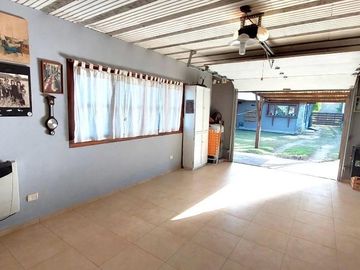 Casa - Venta - Villa Gesell - Garage - Gas Natural - Pileta