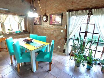 Casa - Venta - Villa Gesell - Garage - Gas Natural - Pileta