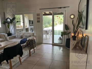Casa en Los Olivares | 3 Dormitorios | Galería, Jardín y Club | Apto crédito