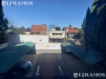 Edificio Comercial de 1.000 m2 en venta en San Isidro