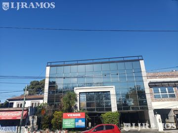 Edificio Comercial de 1.000 m2 en venta en San Isidro