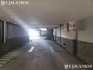 Edificio Comercial de 1.000 m2 en venta en San Isidro