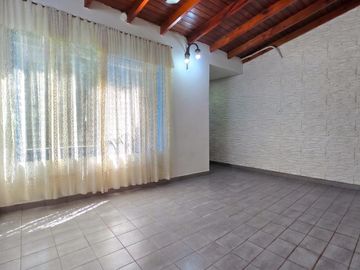Venta PH 3 Ambientes en Villa Luro con patio, terraza y quincho