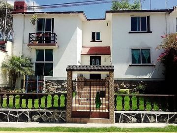 Casa en Venta, El Dorado, 5 Recámaras