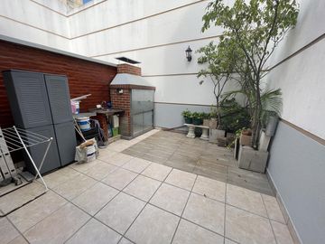PH 5 ambientes a la venta en Flores