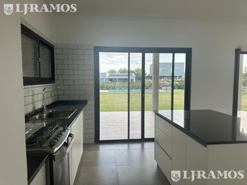 Casa - Escobar - El Canton -Puerto - PG