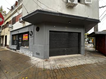 Local de 2 ambientes en venta en Olivos