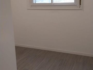 RETASADO-Departamento de 3 ambientes a nuevo en Juncal al 2508 en Venta