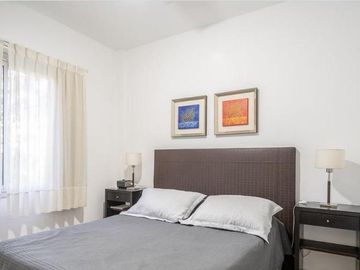 Departamento de 3 ambientes con  dos cocheras en venta en Pinamar