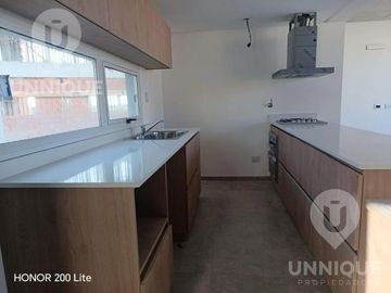 Venta Tríplex dos dormitorios B° Terrazas del Neuquén