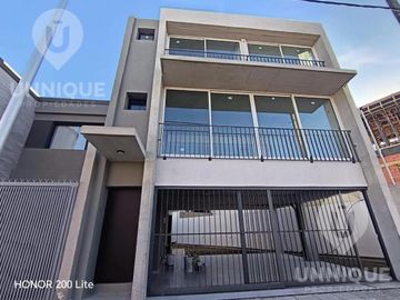 Venta Tríplex dos dormitorios B° Terrazas del Neuquén
