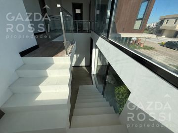 Moderna propiedad a estrenar en Canning Chico