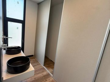 Moderna propiedad a estrenar en Canning Chico