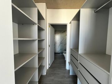 Departamento de 2 ambientes en venta, en Vicente López