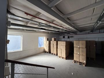 VENTA GALPON DE 6200 M2 DIVIDO EN 3 MODULOS CON OFICINAS EN PARQUE PATRICIOS DISTRITO TECNOLOGICO