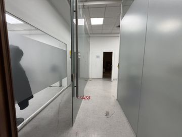 VENTA GALPON DE 6200 M2 DIVIDO EN 3 MODULOS CON OFICINAS EN PARQUE PATRICIOS DISTRITO TECNOLOGICO