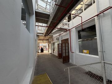 VENTA GALPON DE 6200 M2 DIVIDO EN 3 MODULOS CON OFICINAS EN PARQUE PATRICIOS DISTRITO TECNOLOGICO
