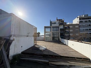 VENTA GALPON DE 6200 M2 DIVIDO EN 3 MODULOS CON OFICINAS EN PARQUE PATRICIOS DISTRITO TECNOLOGICO