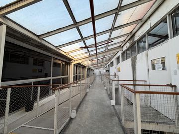 VENTA GALPON DE 6200 M2 DIVIDO EN 3 MODULOS CON OFICINAS EN PARQUE PATRICIOS DISTRITO TECNOLOGICO