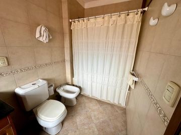 Chalet 5 amb en Barrio Los Troncos