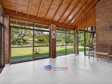 Casa en venta en Country San Diego Country Club, Moreno -