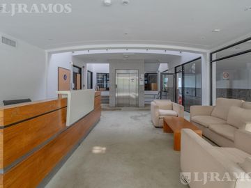 Edificio Comercial de 1.000 m2 en venta en San Isidro