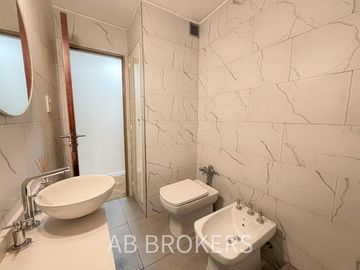 Venta - Departamento en Las Cañitas - Olleros - 4 amb - coch - seg -reciclado