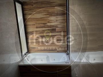 Casa a estrenar en Costa del Este - Calle Arrayanes e/ Pensamientos y Malvones