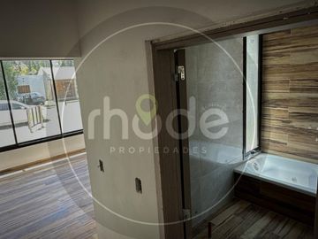 Casa a estrenar en Costa del Este - Calle Arrayanes e/ Pensamientos y Malvones