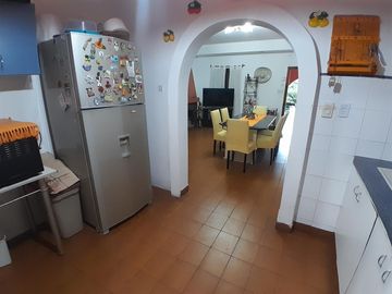 CASA 4 AMBIENTES PILETA QUINCHO PARQUE TORTUGUITAS