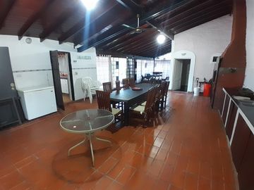 CASA 4 AMBIENTES PILETA QUINCHO PARQUE TORTUGUITAS