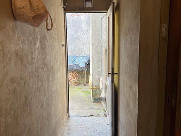 Venta casa 5 ambientes con cochera en Wilde