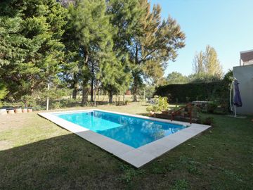 VENTA CASA 4 AMBIERTES BARRIO CARDALES VILLAGE