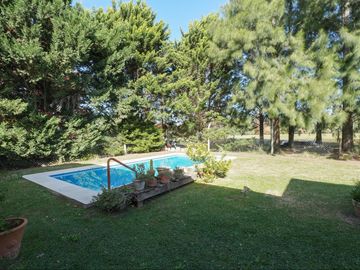 VENTA CASA 4 AMBIERTES BARRIO CARDALES VILLAGE