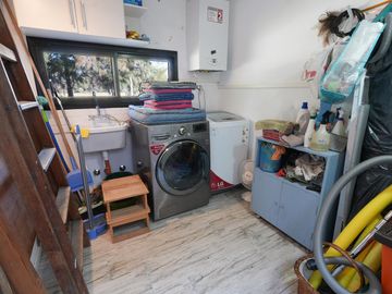 VENTA CASA 4 AMBIERTES BARRIO CARDALES VILLAGE