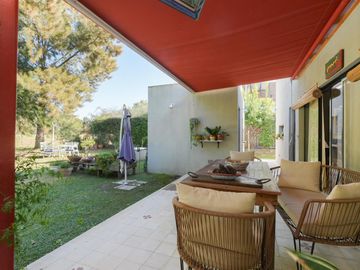 VENTA CASA 4 AMBIERTES BARRIO CARDALES VILLAGE