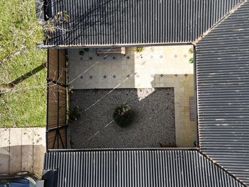 VENTA CASA 4 AMBIERTES BARRIO CARDALES VILLAGE