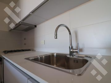 Venta Departamento 2 dorm Bº Centro Este