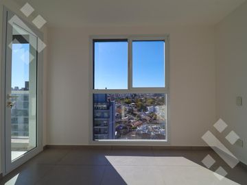 Venta Departamento 2 dorm Bº Centro Este