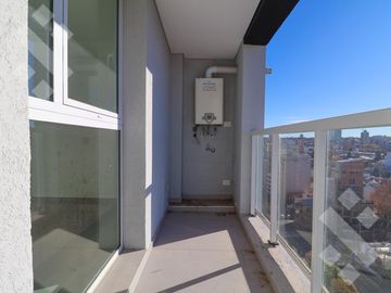 Venta Departamento 2 dorm Bº Centro Este