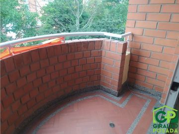 ARRIENDO APARTAMENTO EN POBLADO - PATIO BONITO