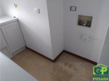 ARRIENDO APARTAMENTO EN POBLADO - PATIO BONITO