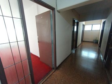 Oportunidad Centro | Oficina Muy Luminosa - Bajas Expensas - Zona Tribunales.