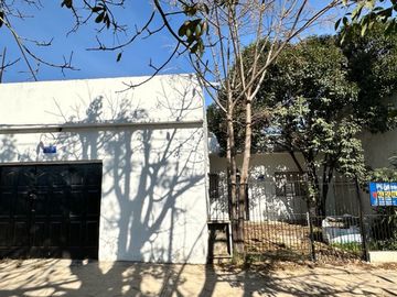 CASA EN ALQUILER MORENO  LA REJA
